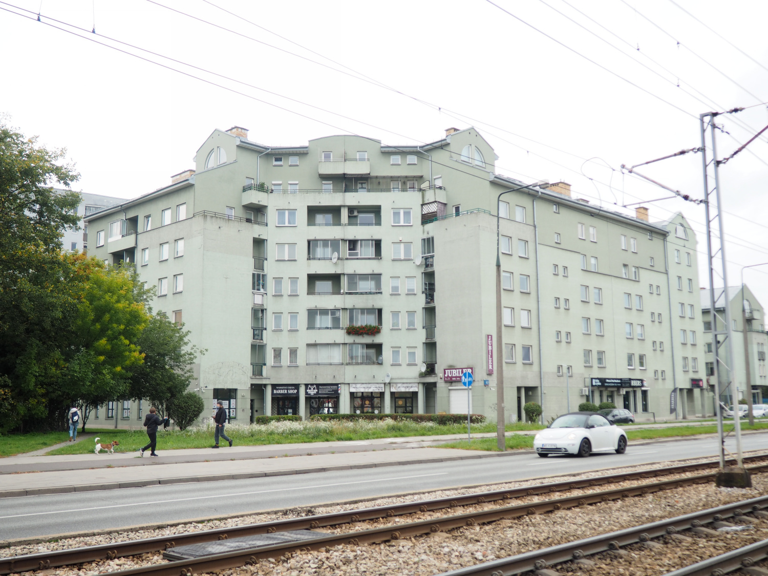 Zdjęcie architektury budynku Budynek mieszkalno-usługowy